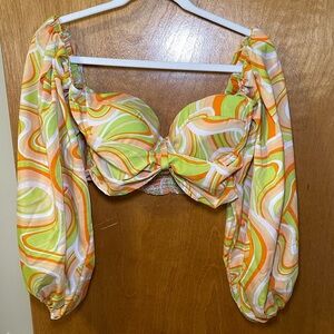 Tie dye inspired puffy sleeve top